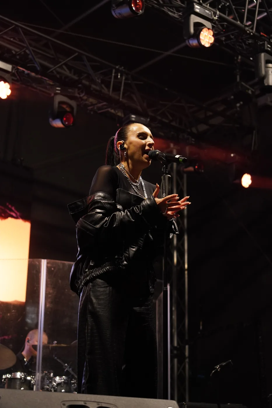 Vocalist on stage
